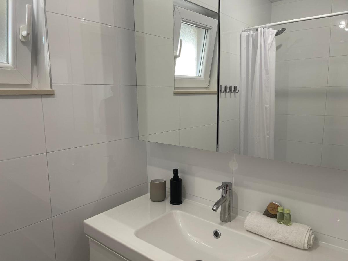 Apartment Lipa Вир Екстер'єр фото