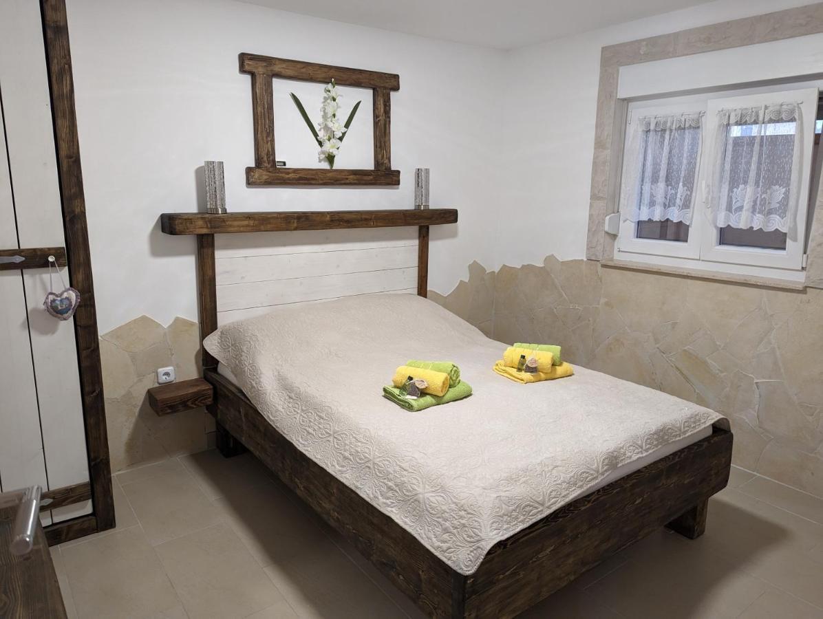 Apartment Lipa Вир Екстер'єр фото